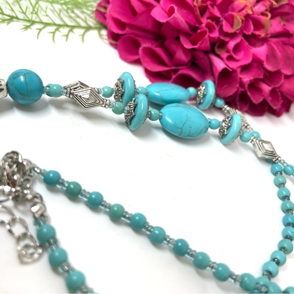NEW⚜️Turquoise Howlite Stone Teardrop Beaded Necklace - Picture 4 of 7